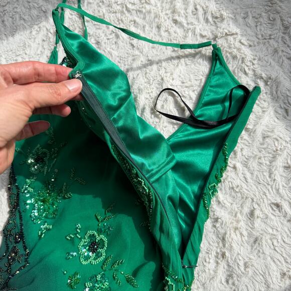 Sue Wong Wicked Elphaba wedding dress formal gown beaded witch silk green maxi 6 - Picture 14 of 17